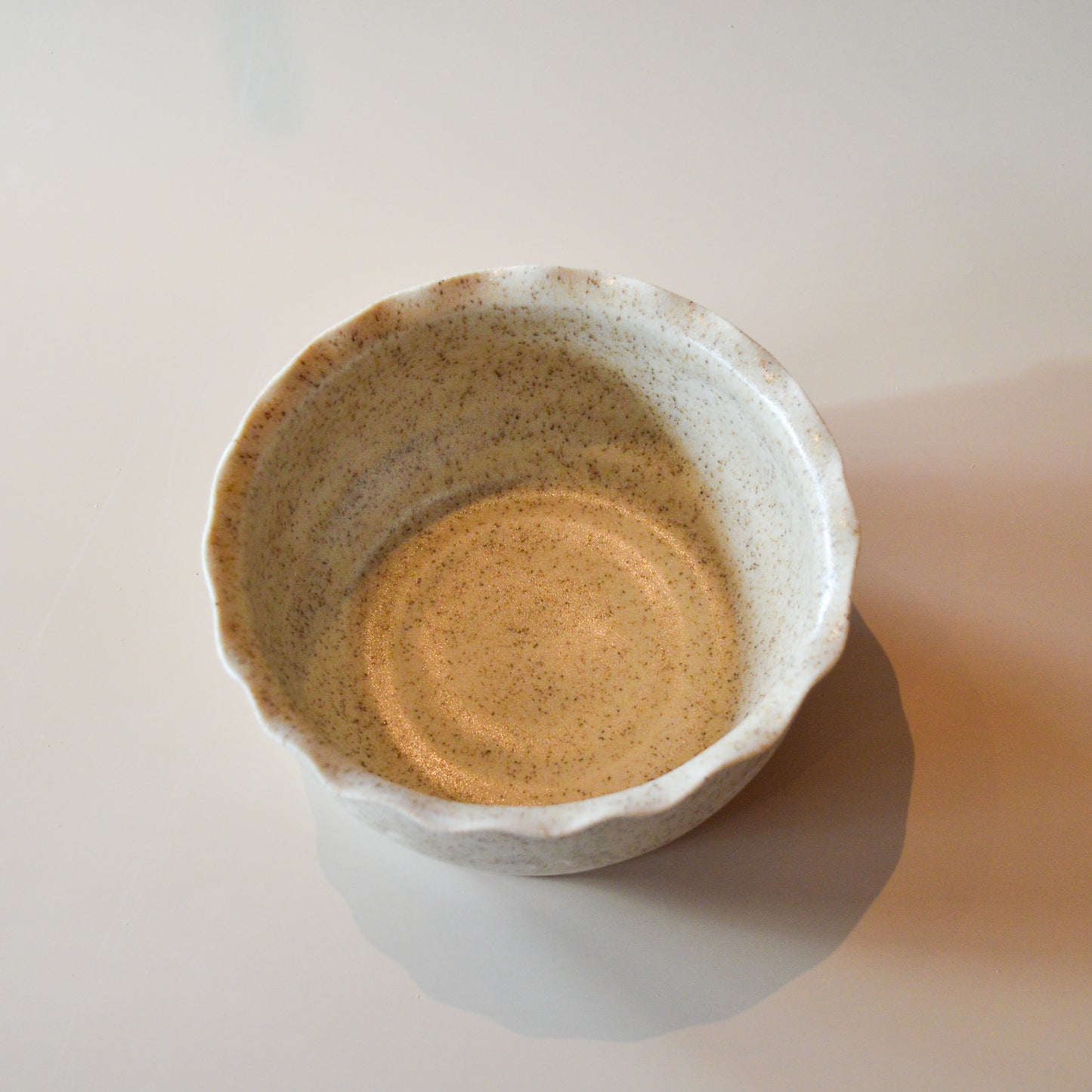 Speckled Ruffle Bowl